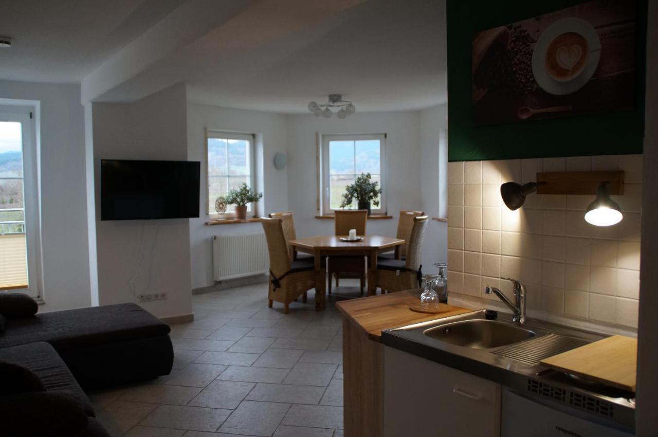 הייטרזהיים Ferienwohnung Castellberg מראה חיצוני תמונה